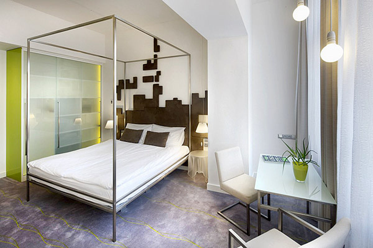 Pure White Hotel Praha Bagian luar foto